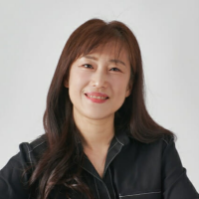 小宮山 利恵子 氏